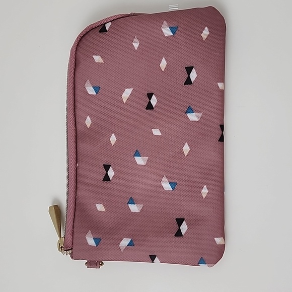 Sonia Kashuk Other - Sonia Kashuk Makeup Bag Mauve